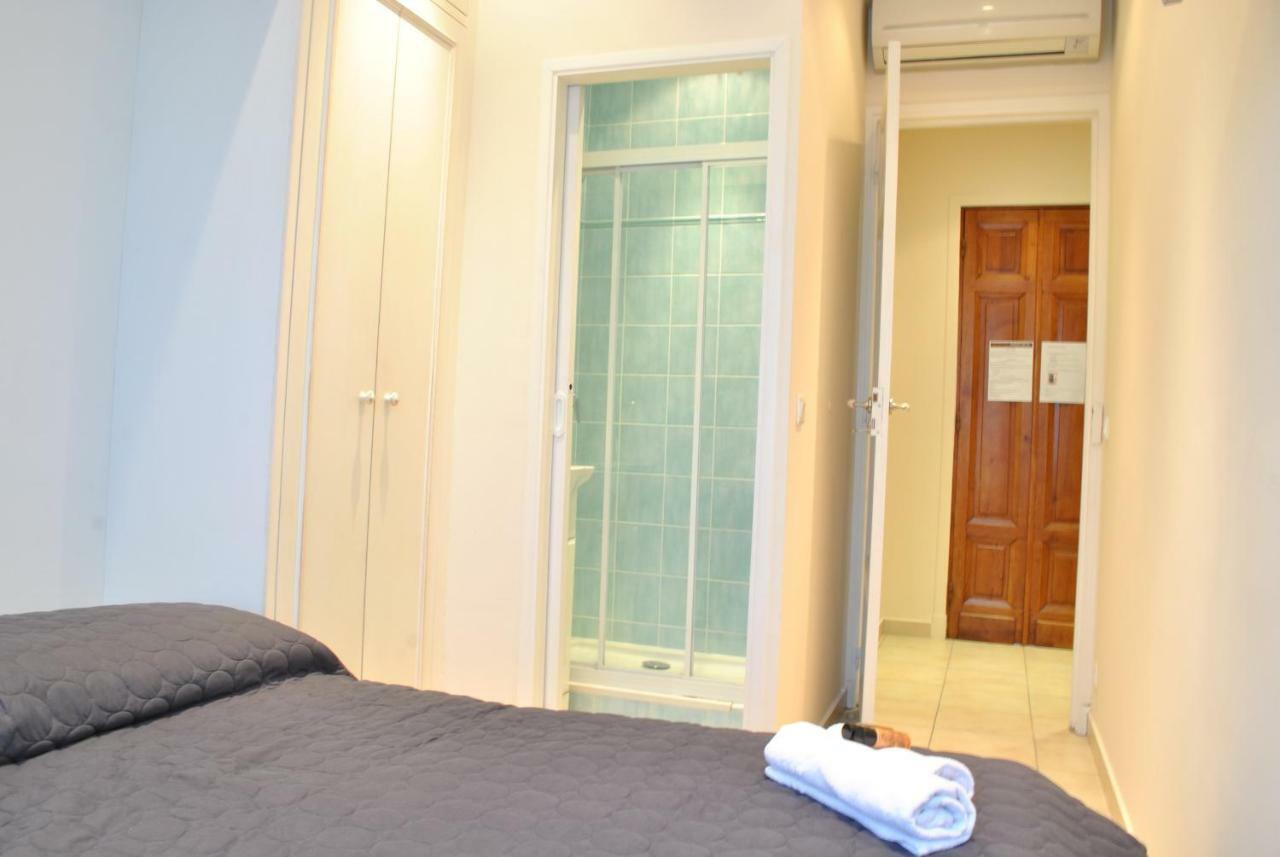 Palais Hoche 2p Lon5218 Appartement